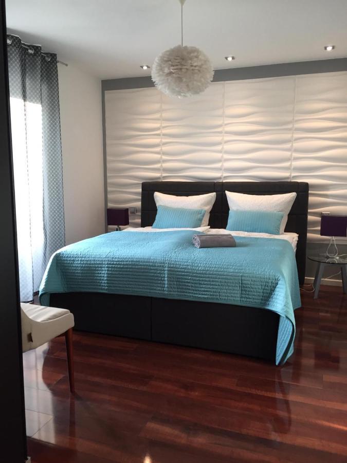 Luxurioeses City Penthouse Friedrichshafen Bagian luar foto